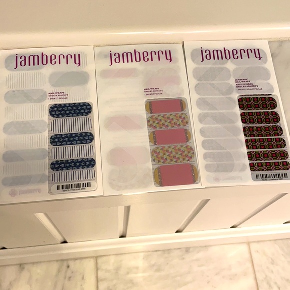 Jamberry bundle - Picture 2 of 3
